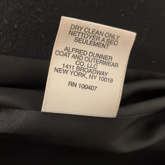 Alfred Dunner 100% Wool Pea Coat. Black. Size 12 P simple classic timeless - Picture 10 of 11